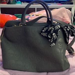 Betsey Johnson Skull Purse - Gray